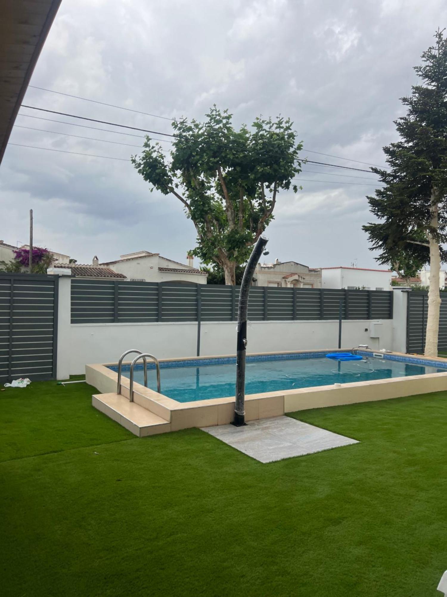 Requesens Playa Apartment Empuriabrava Luaran gambar