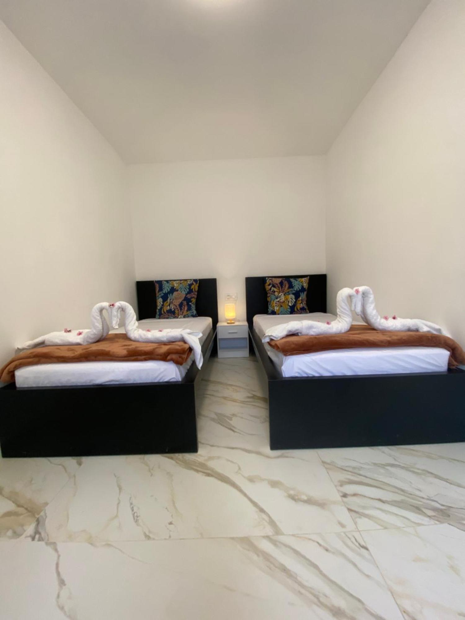 Requesens Playa Apartment Empuriabrava Luaran gambar