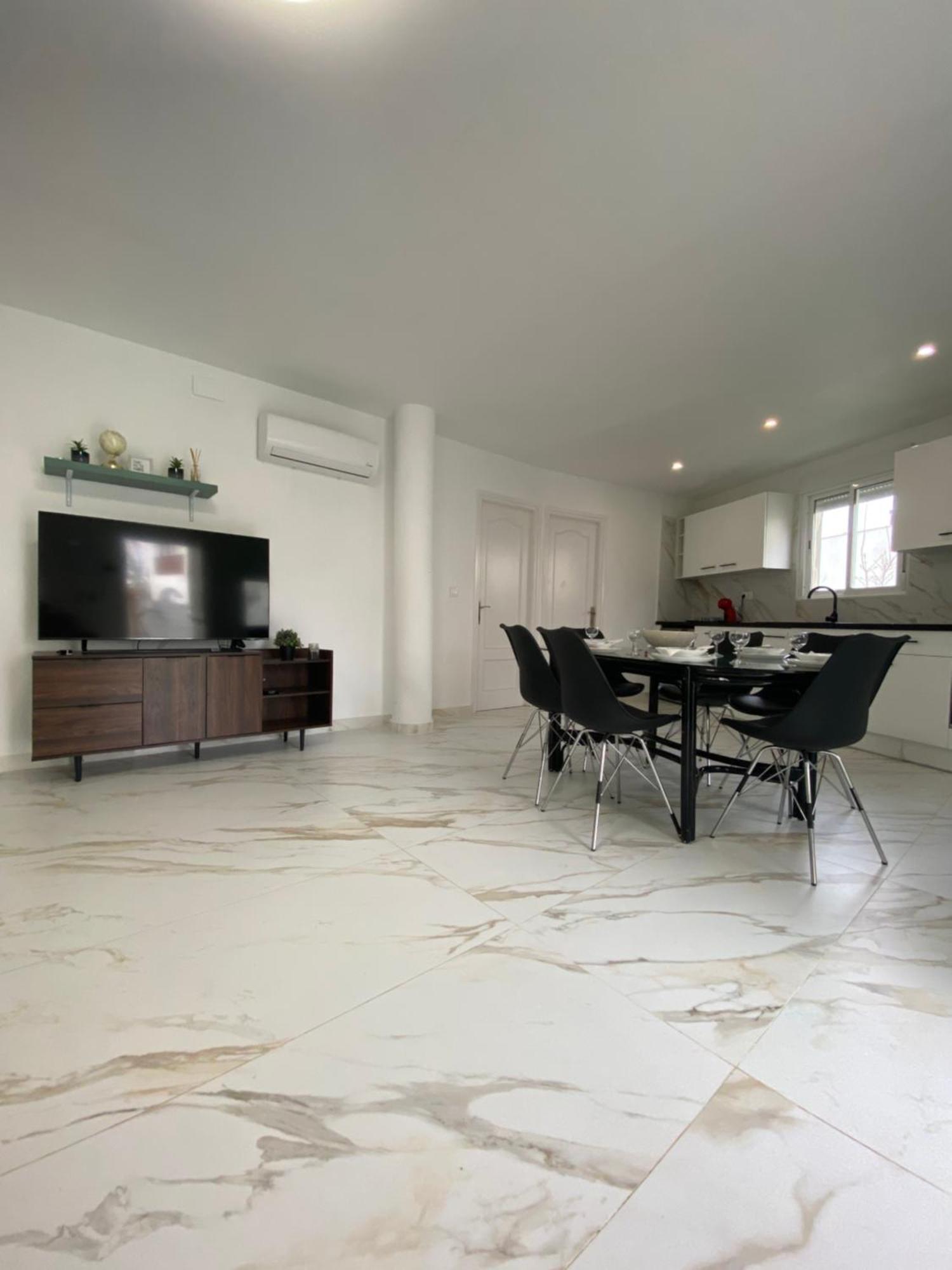 Requesens Playa Apartment Empuriabrava Luaran gambar