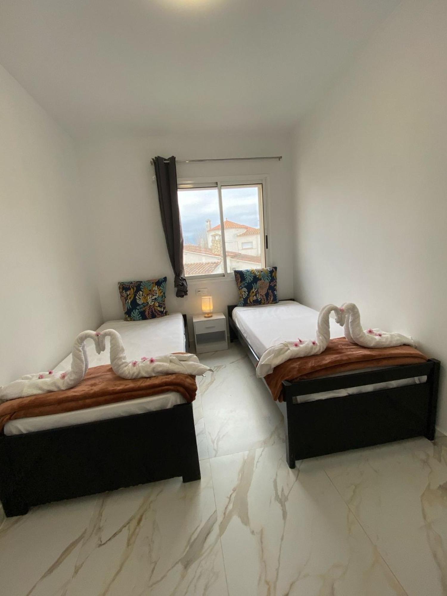 Requesens Playa Apartment Empuriabrava Luaran gambar