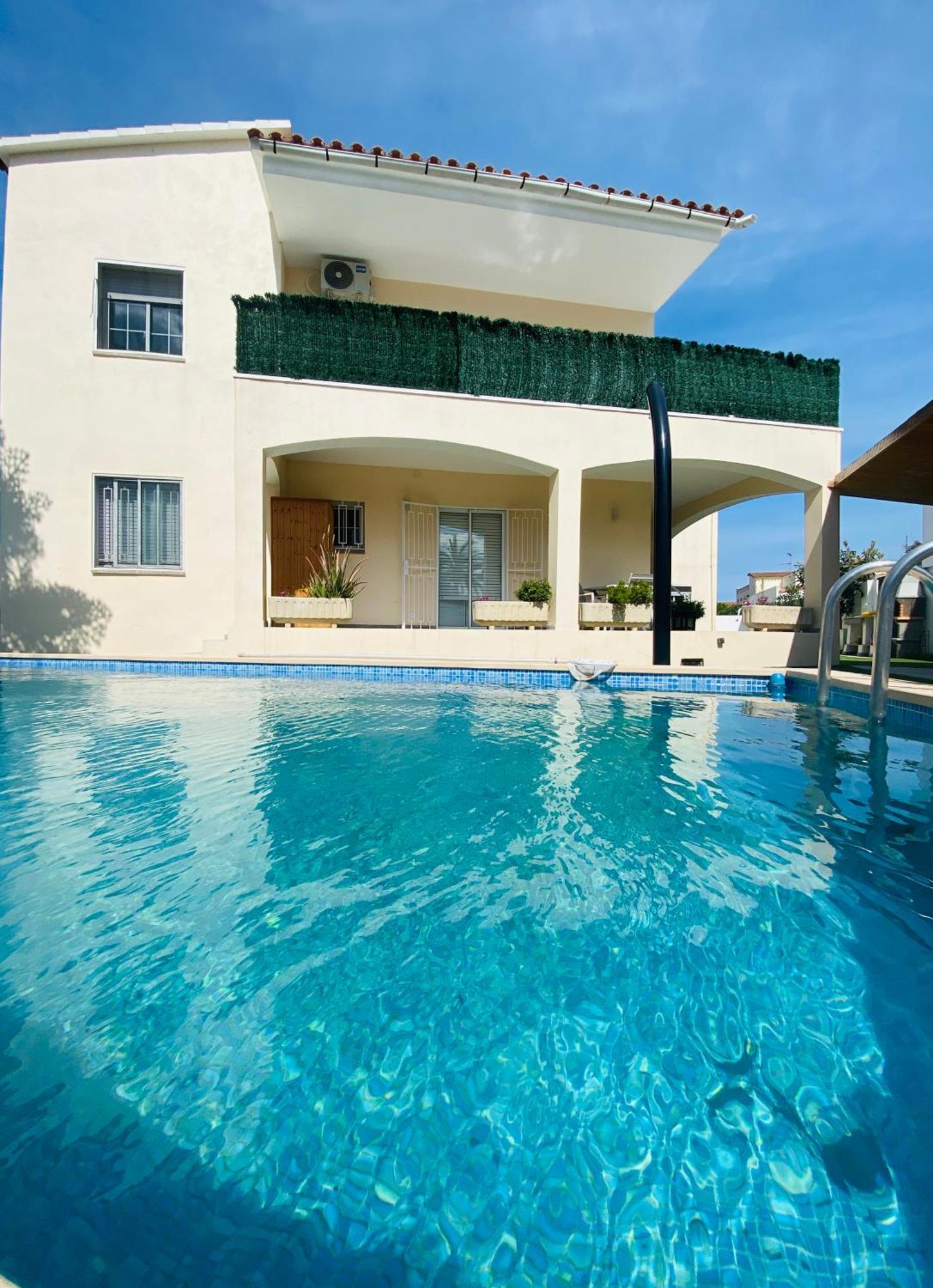 Requesens Playa Apartment Empuriabrava Luaran gambar